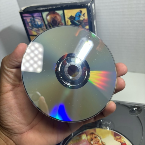 GTA V Grand Theft Auto 5 PC DVD-ROM 7 Discs RockStar Games - Picture 5 of 8